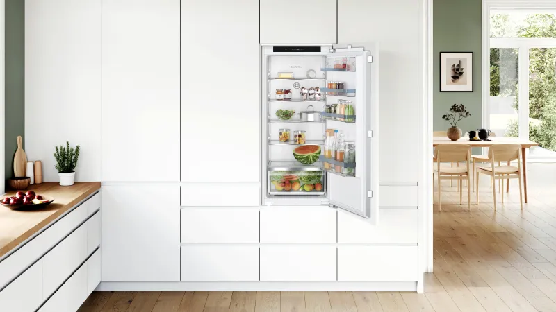 Bosch Serie 4 KIR41VFE0 refrigerator — view 4