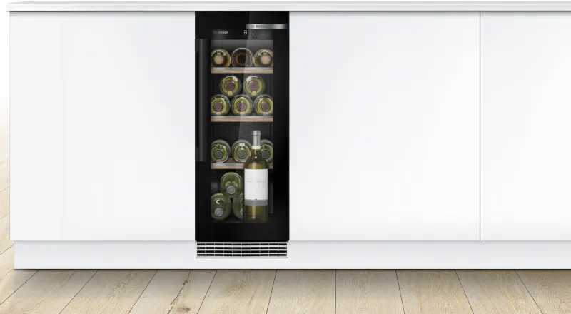 Bosch Serie 6 KUW20VHF0 wine cooler — view 3
