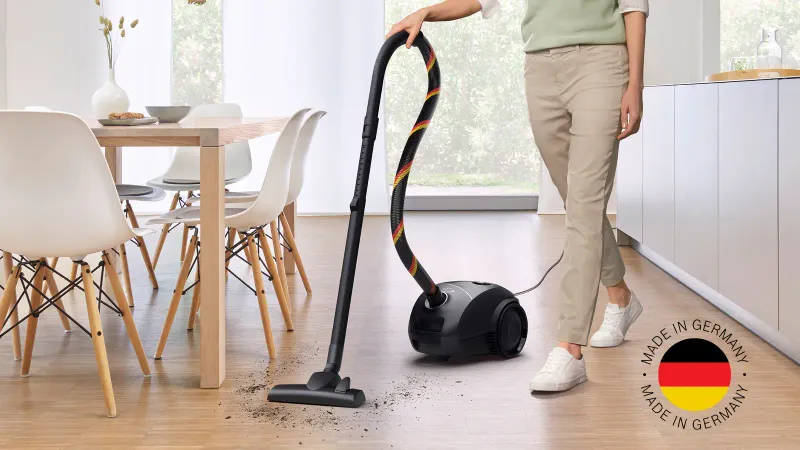 Bosch Serie 2 (bagged) vacuum cleaner — view 3