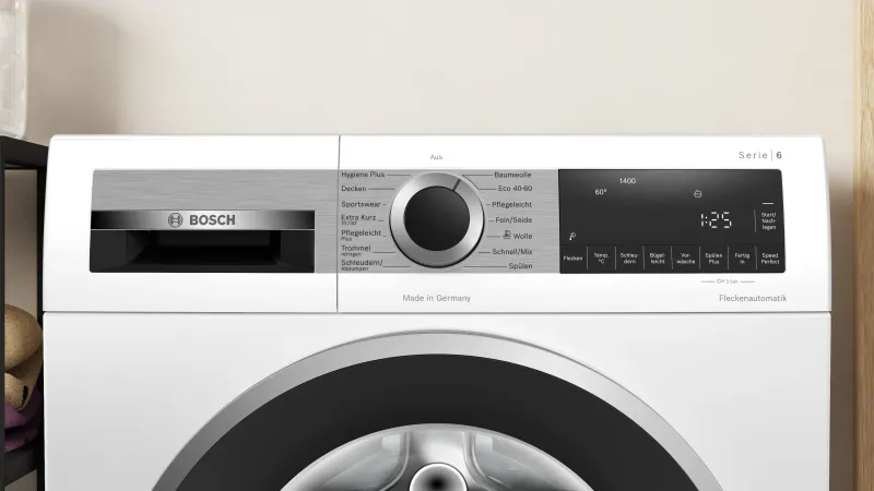 Bosch Serie 6 WGG244120 washing machine — view 1