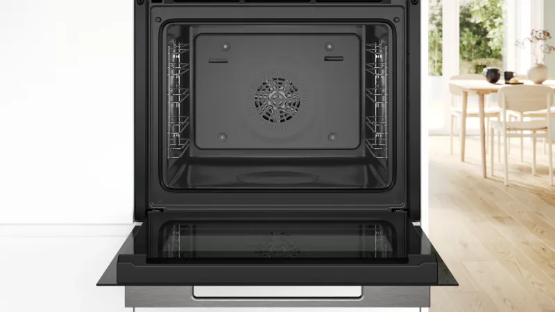 Bosch Serie 8 Einbau-Backofen HBG7341B1 oven — view 3