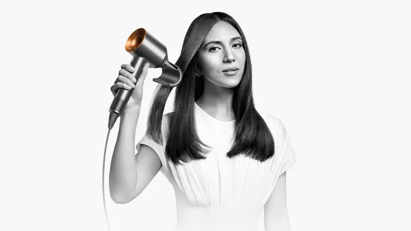Dyson Supersonic HD07 Nickel/Kupfer hair dryer — view 2