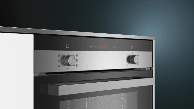 Siemens iQ100 HB113FBS1 oven — view 2
