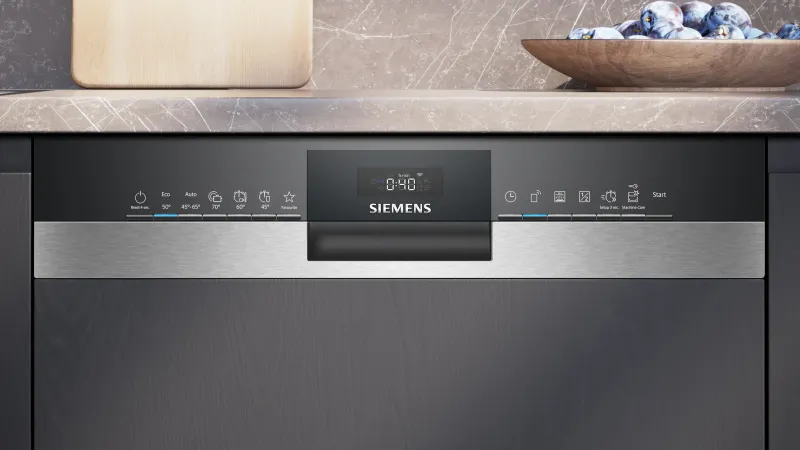 Siemens iQ300 SN53ES22CE dishwasher — view 3