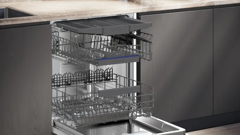 Siemens iQ300 SN63EX22CE dishwasher — view 5