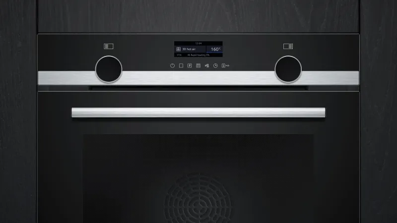 Siemens iQ500 HB579GBR3 oven — view 2