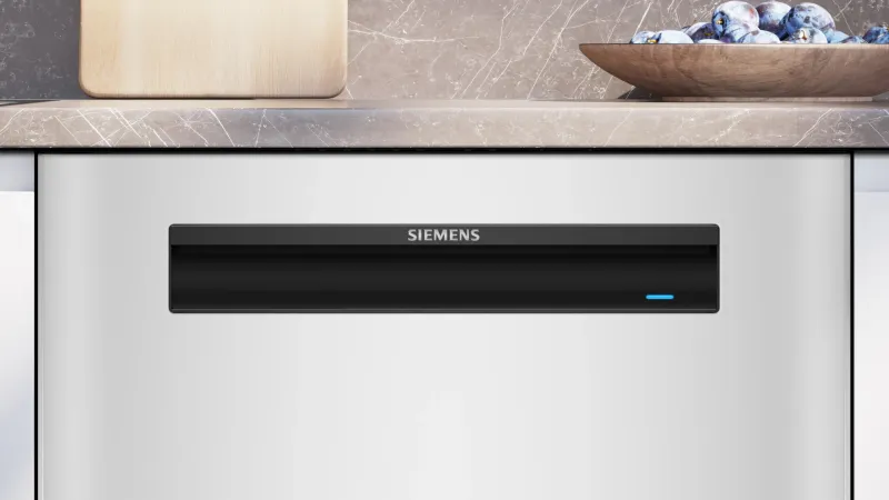 Siemens iQ500 SN15EW06CS dishwasher — view 3
