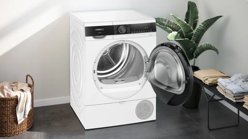 Siemens iQ500 WQ33G2D41 tumble dryer — view 3