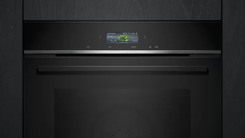 Siemens iQ700 HB774G1B1 oven — view 2