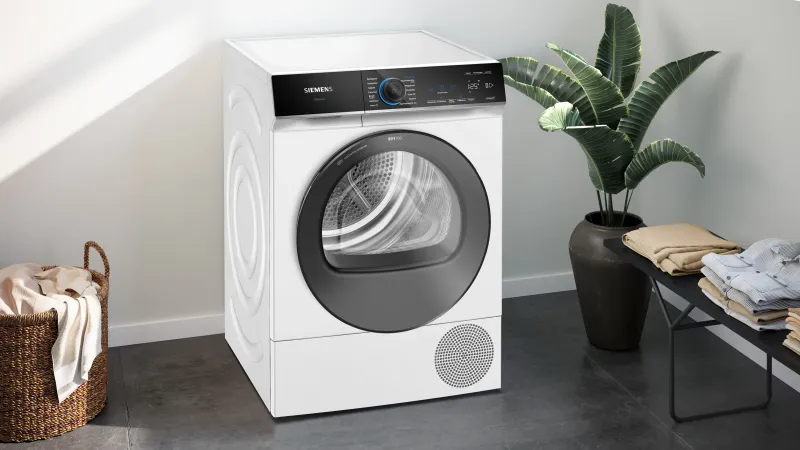 Siemens iQ700 WQ35B2B30 tumble dryer — view 5