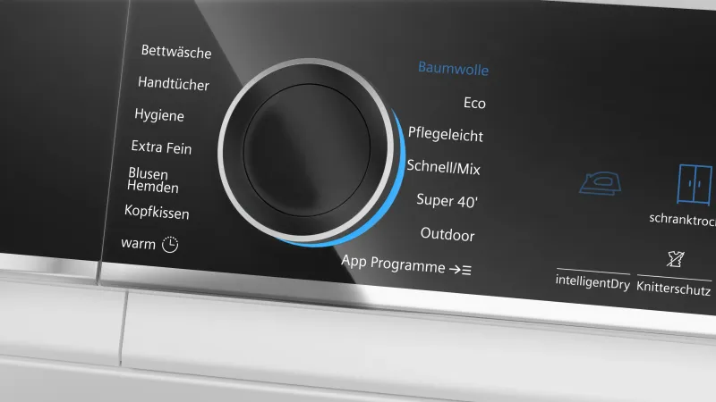 Siemens iQ700 WQ46B2D41 tumble dryer — view 3
