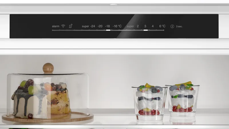 Siemens iQ300 KB96NVFE0 refrigerator — view 3