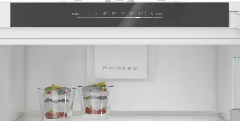 Siemens iQ500 KI81RADC0 refrigerator — view 3